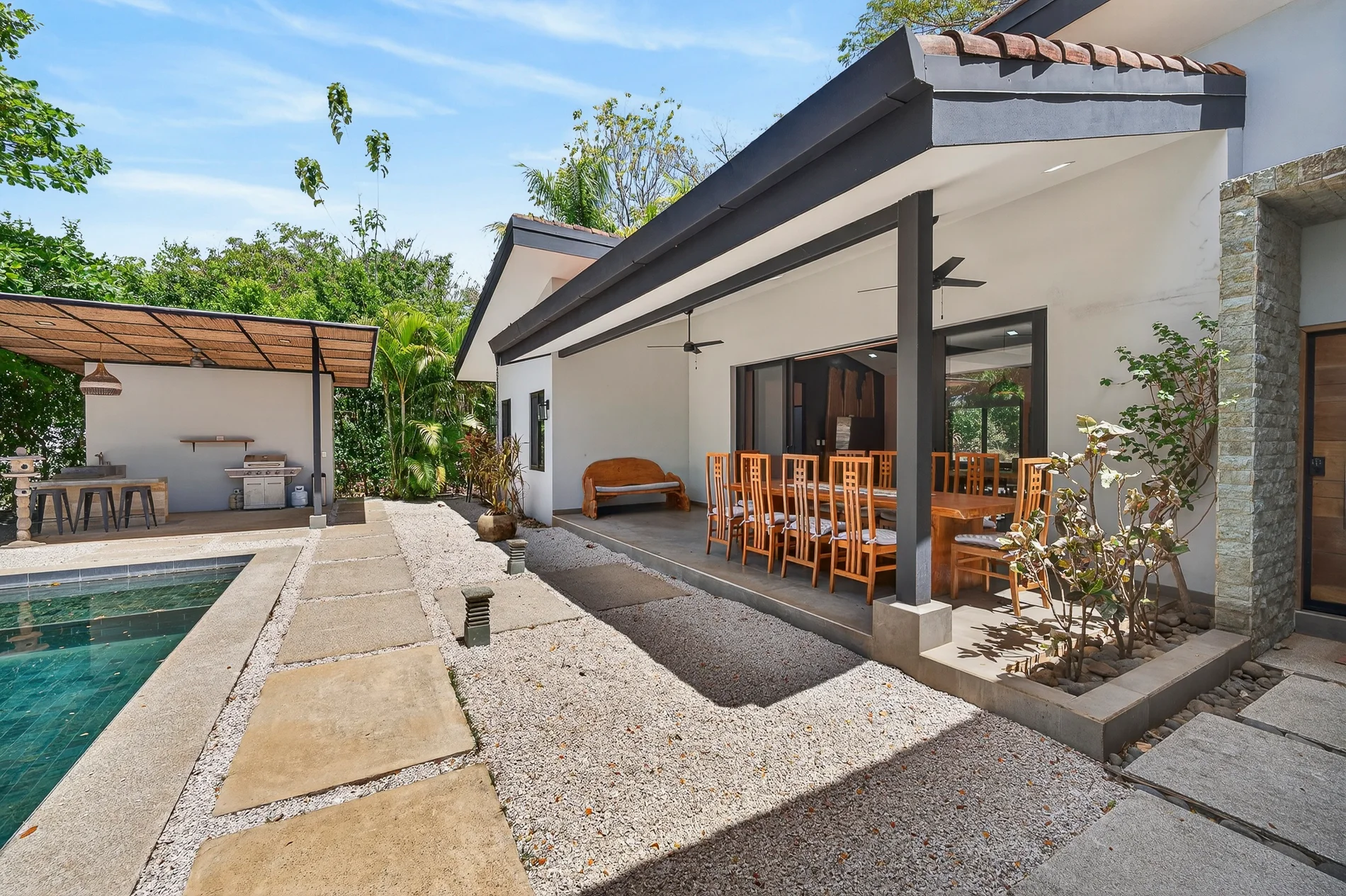 Casa Zen – Tranquil Tropical Living in Rancho Villareal photo 3