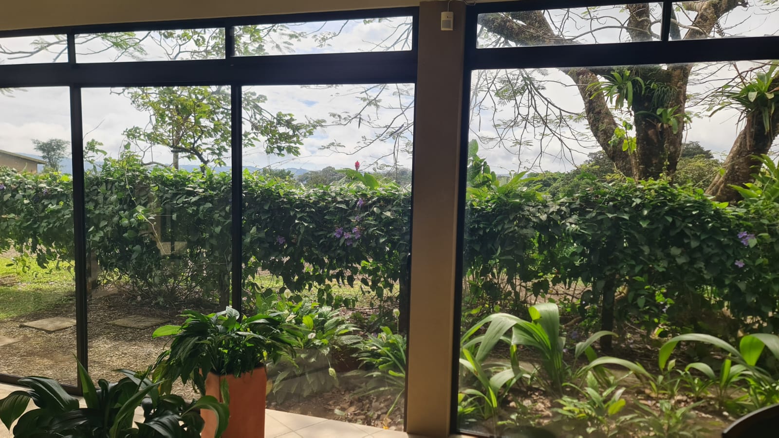 Furnished 3BR, 2BA Lake View Home w/ Utilities in Gated Community photo 14