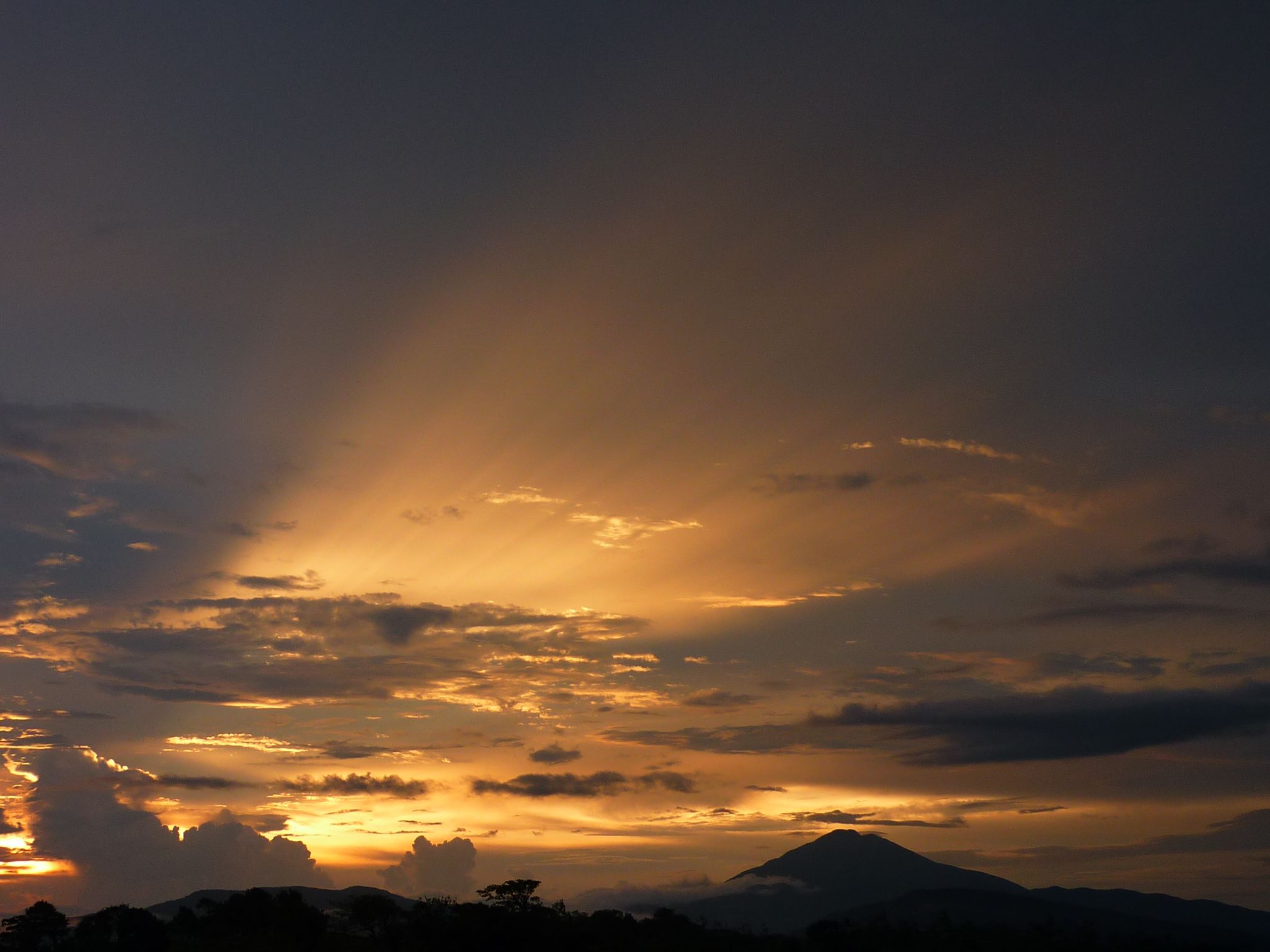 Beautiful 7-hectare lot with breathtaking views in Arenal photo 9