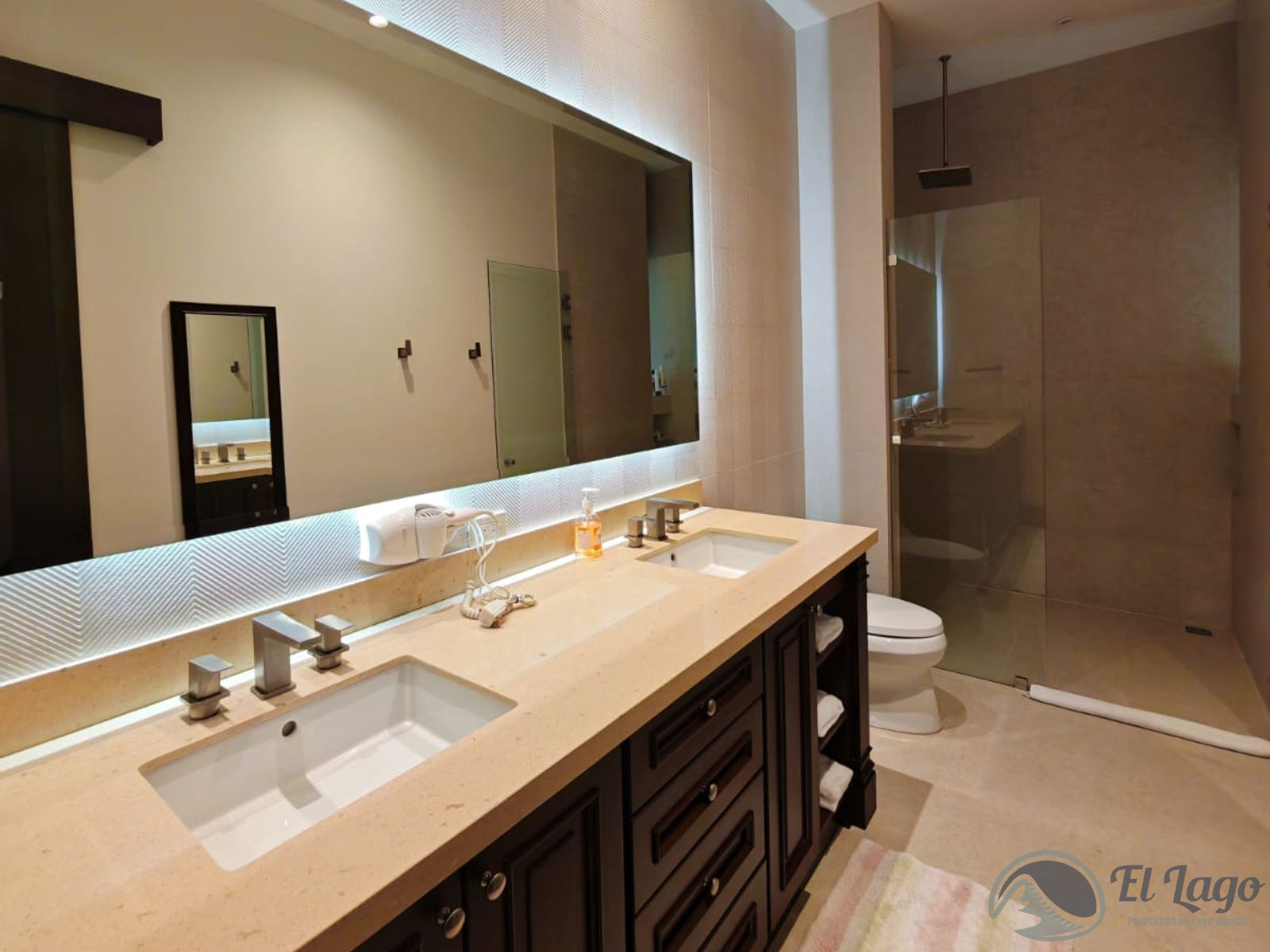 Luxury Estate w/ 8 BD, 9 BA, Private Forest, and Development Potential photo 38