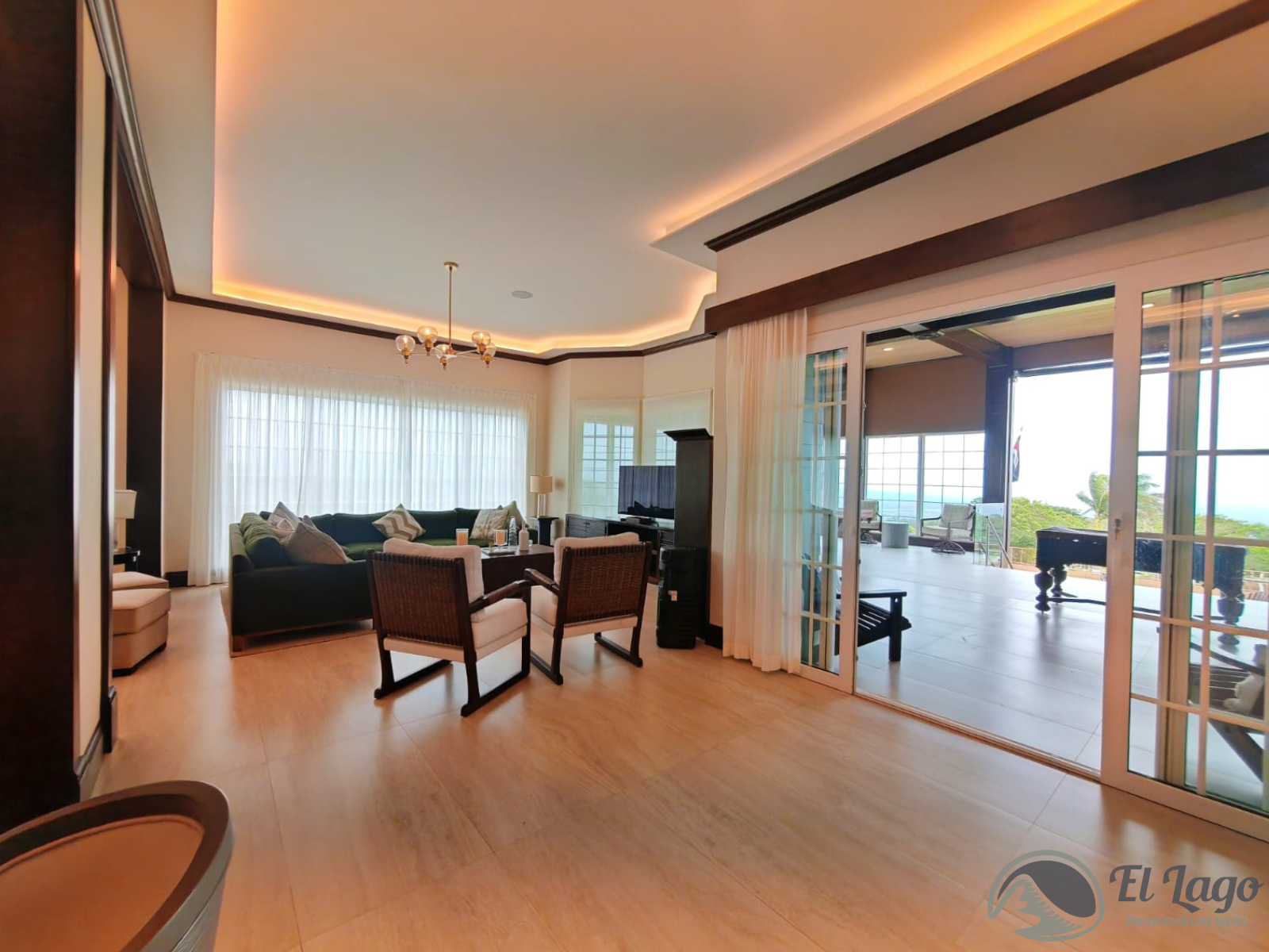 Luxury Estate w/ 8 BD, 9 BA, Private Forest, and Development Potential photo 20