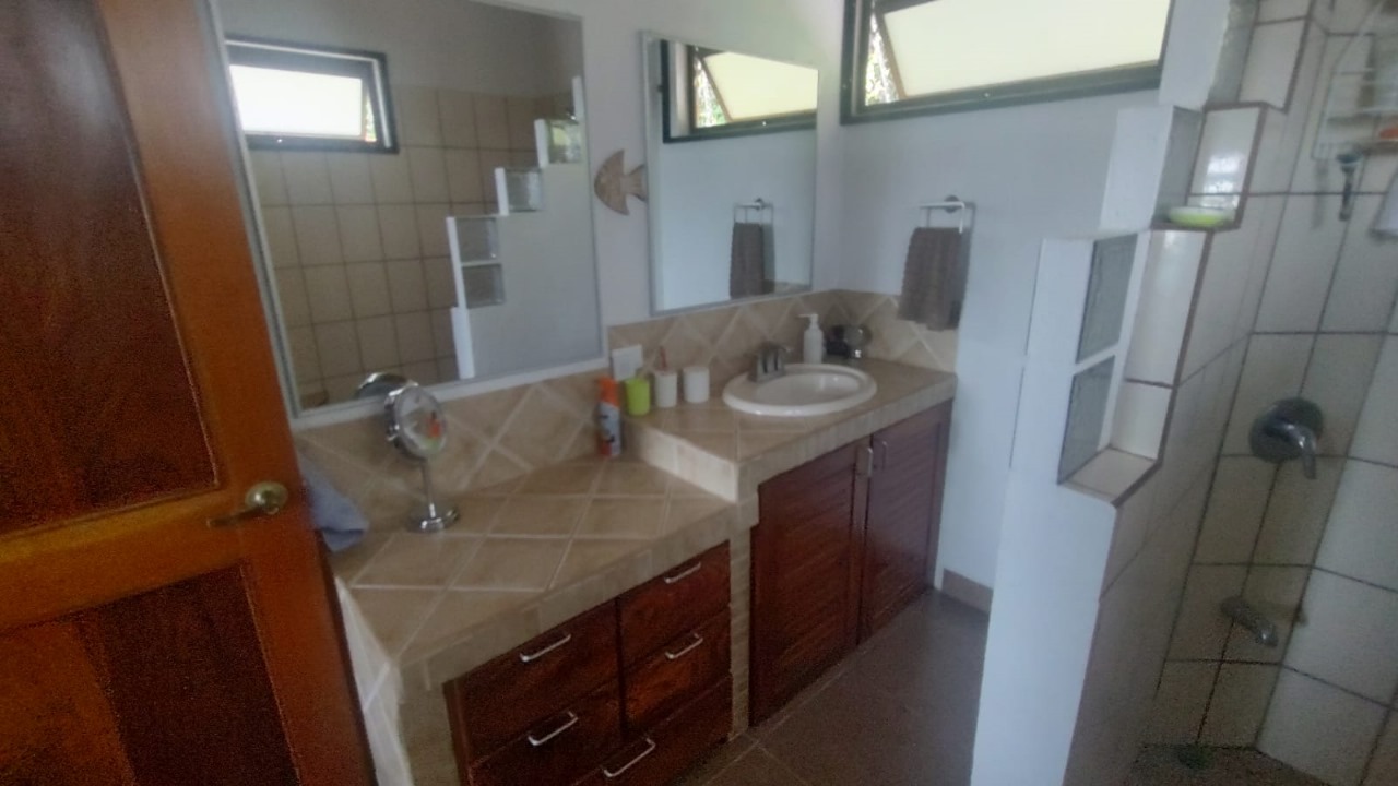Stunning 2-bedroom, 2-bathroom home with Pool and Lake Arenal Views photo 21