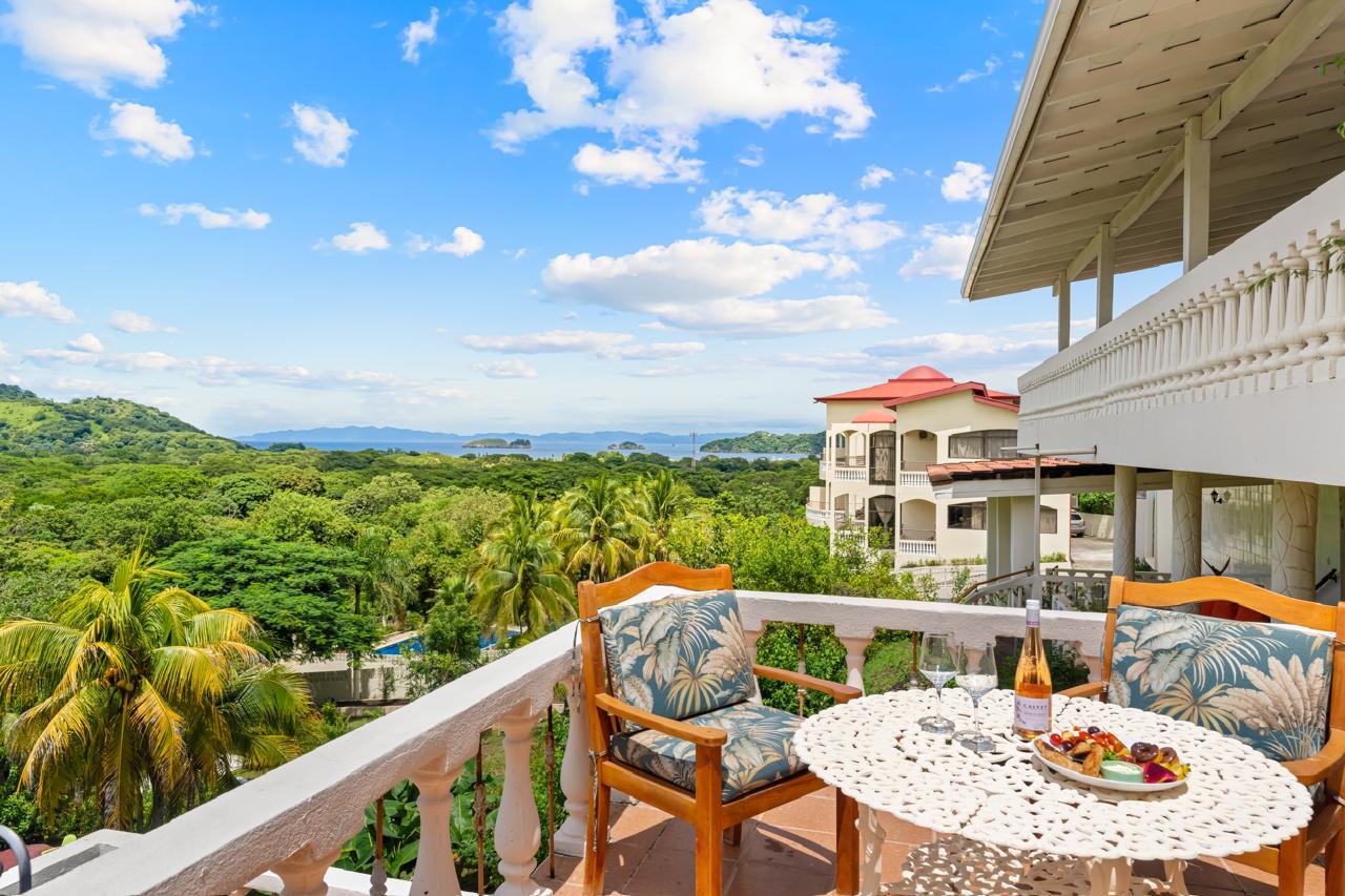 Luxury 19-Bedroom Property with Pools, Gardens & Stunning Ocean Views  photo 50