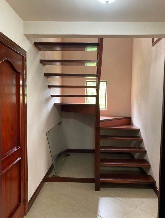 Spacious Two-Story House 3BD 2BA with Lake Arenal Views in Nuevo Arenal photo 9