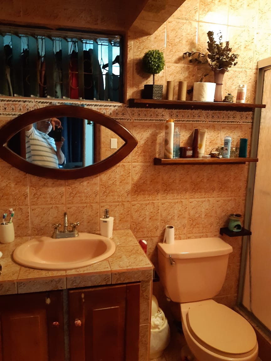 Lovely 4-Bedroom, 1-BA Tico House + Rancho with ½ BA in Tronadora  photo 9