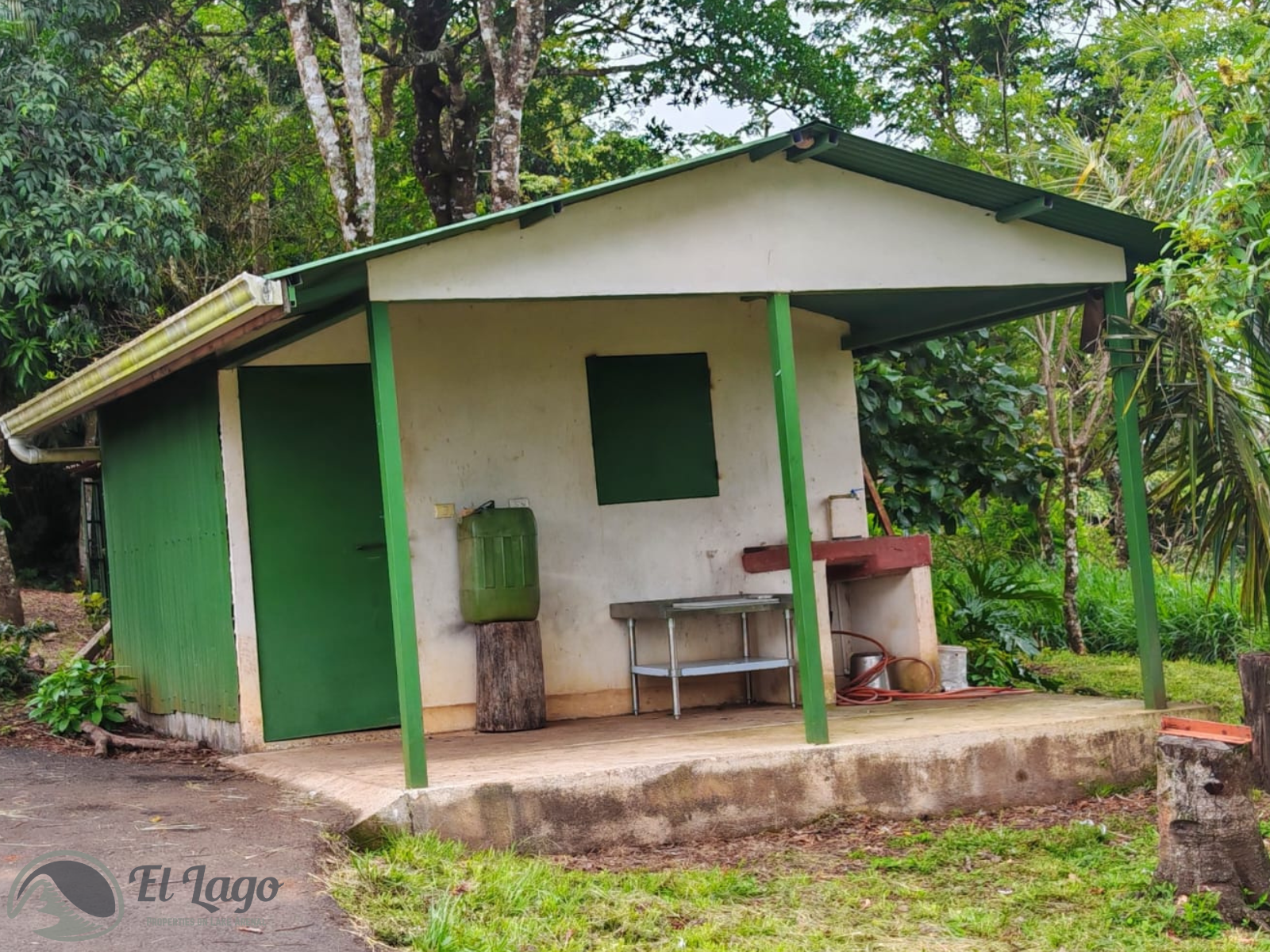 Luxury Estate w/ 8 BD, 9 BA, Private Forest, and Development Potential photo 100