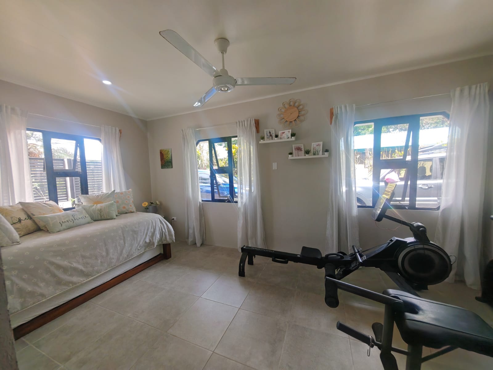 Spacious & Stylish Home 3BD 2BA + Apartment, Fully Furnished In Tronadora photo 35