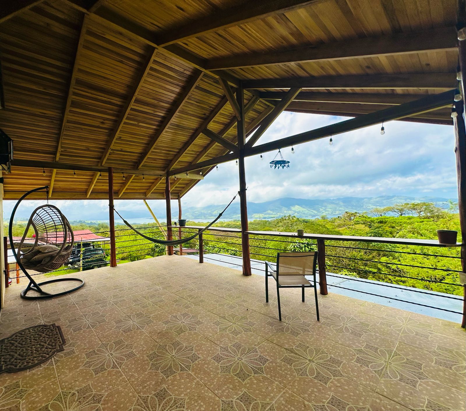 Newly 1 Bedroom 2 Bathroom Home with Lake and Volcano View  photo 20