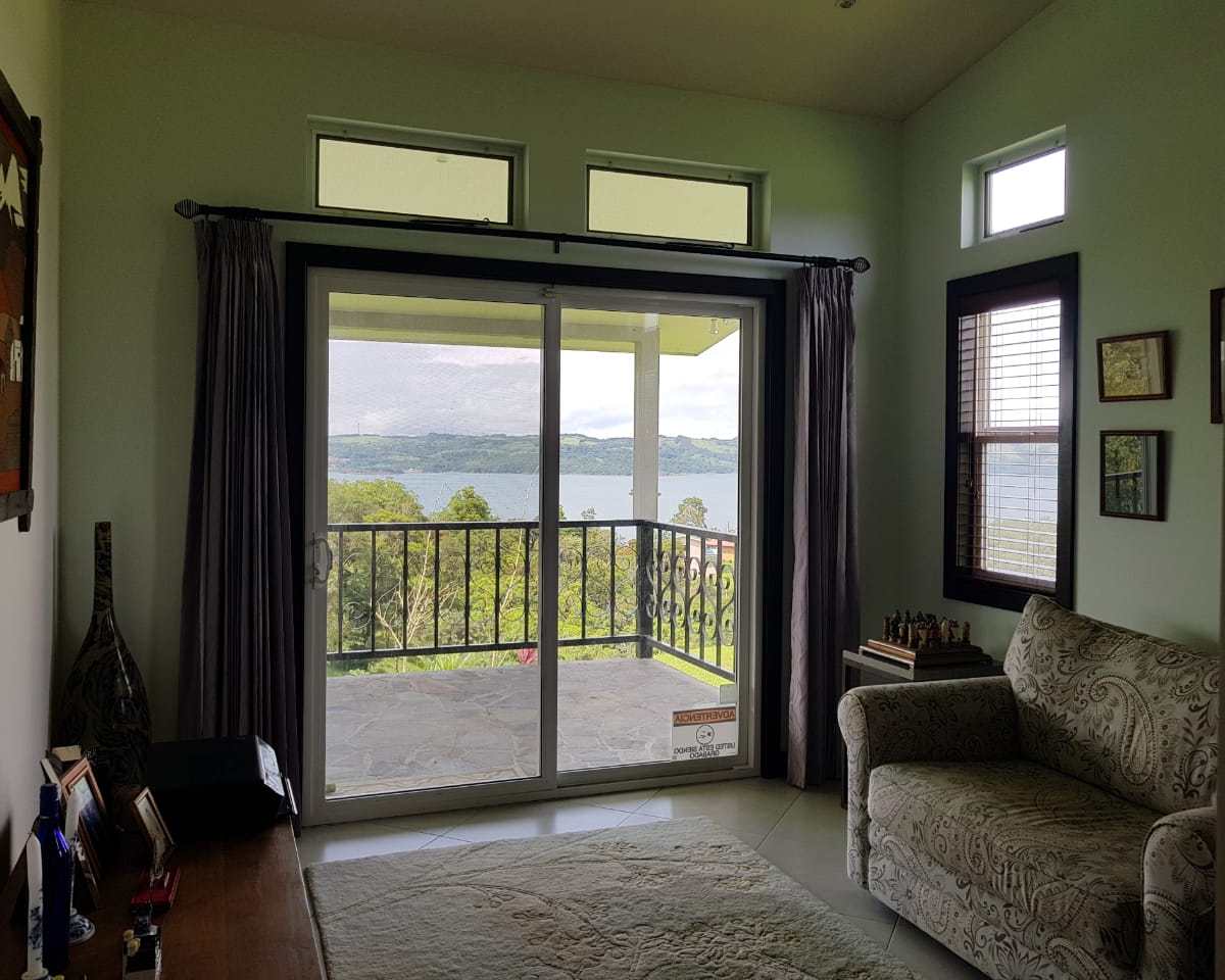 Stunning 374 m² 3BD 3BA Home with Expansive Lake and Volcano Views photo 17