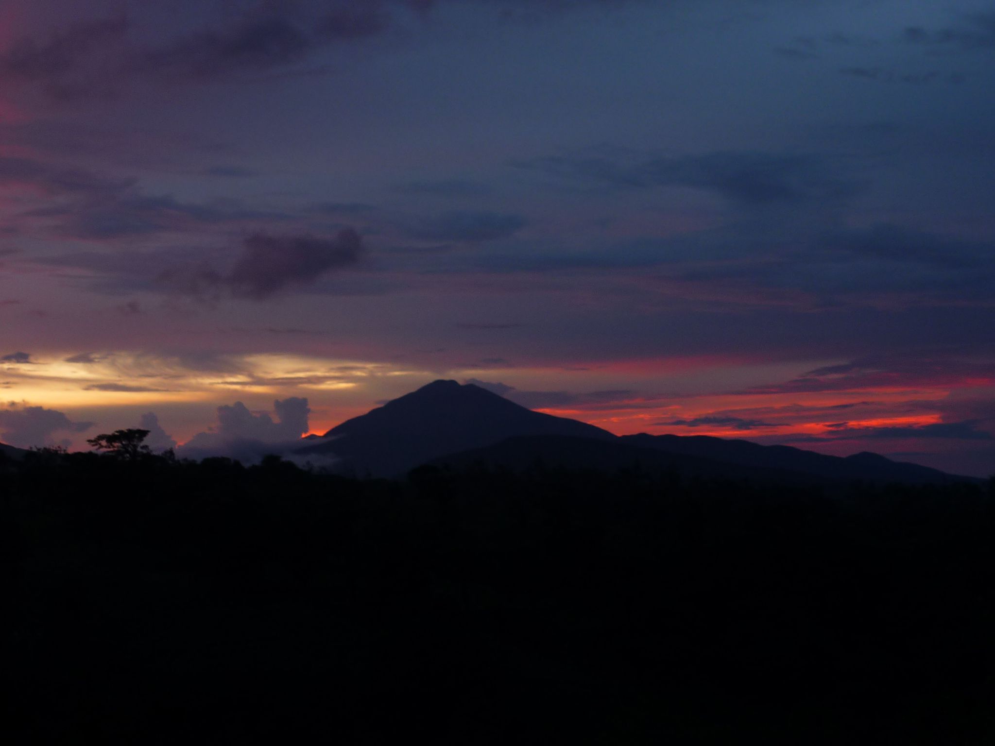 Beautiful 7-hectare lot with breathtaking views in Arenal photo 8