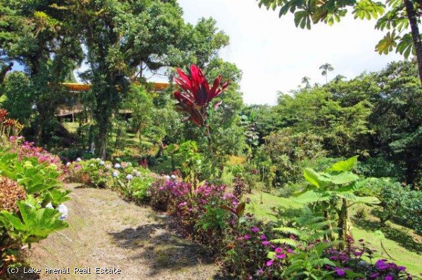 Modern Bali-Style Home, 8 BD, 5 BA 3,70 Acre In Nuevo Arenal photo 37