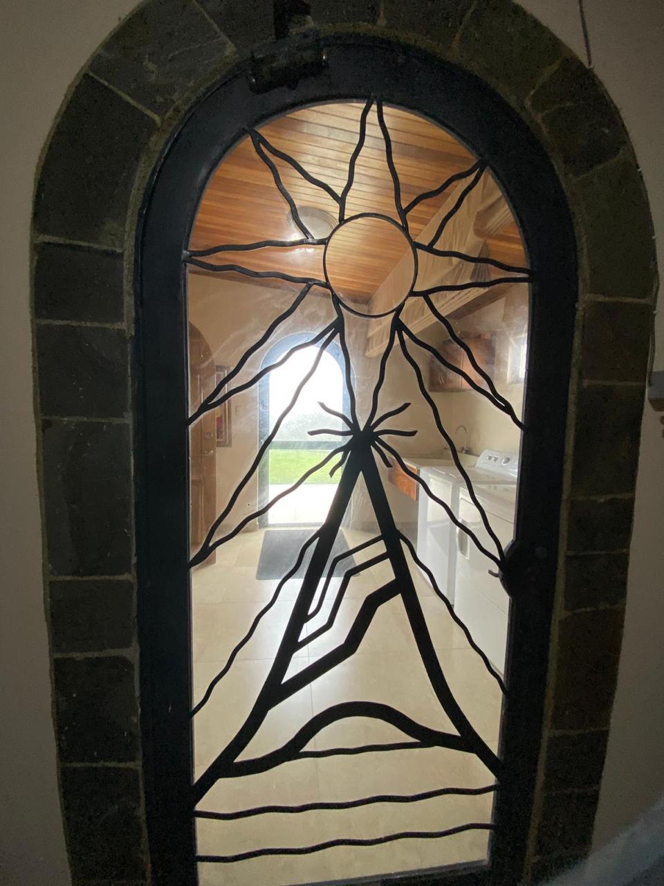 Furnished Loft Home with Jacuzzi and Panoramic Lake & Volcano Views photo 11