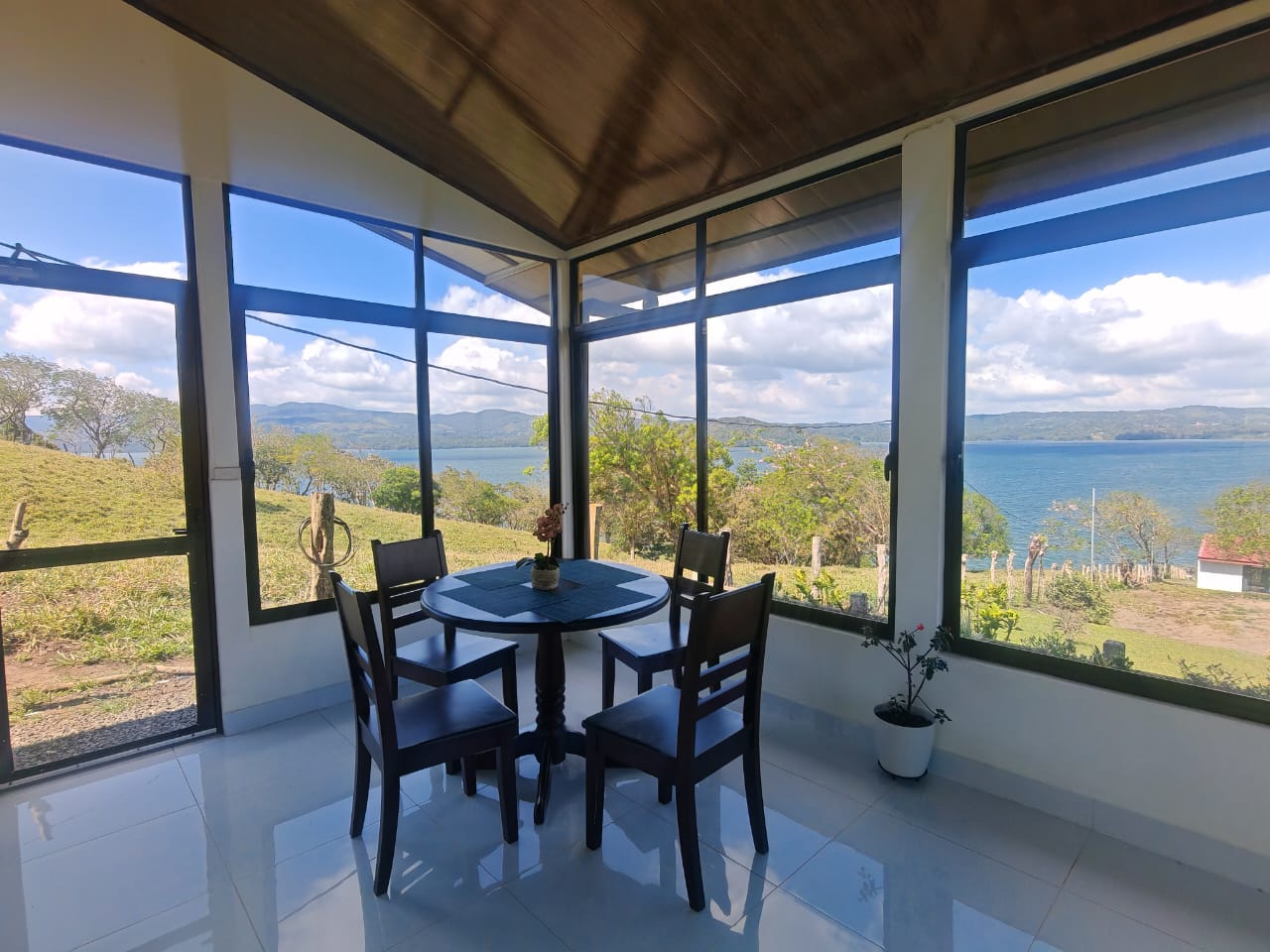  Beautiful Home 5BA 4BA and Two Casitas w/ Views of Lake Arenal & the Volcano photo 27