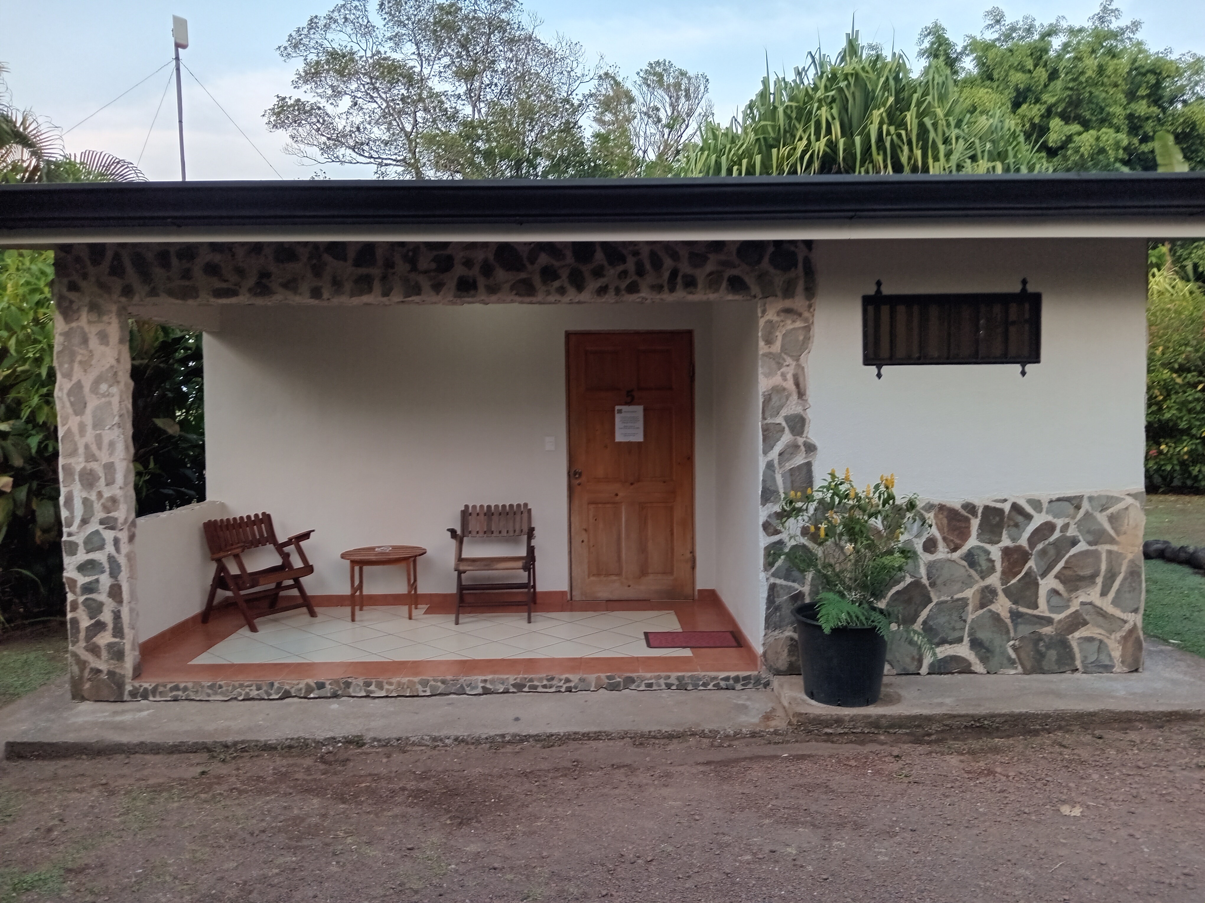 Commercial property: main house + 5 cabins + greenhouse + stable in Cinco Esquinas  photo 50