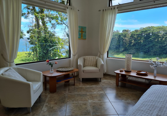 Villa Corazón: Luxury 4BD, 3.5BA Home + 3BD, 3.5BA GuestHouse w/ LAKE ACCESS photo 20