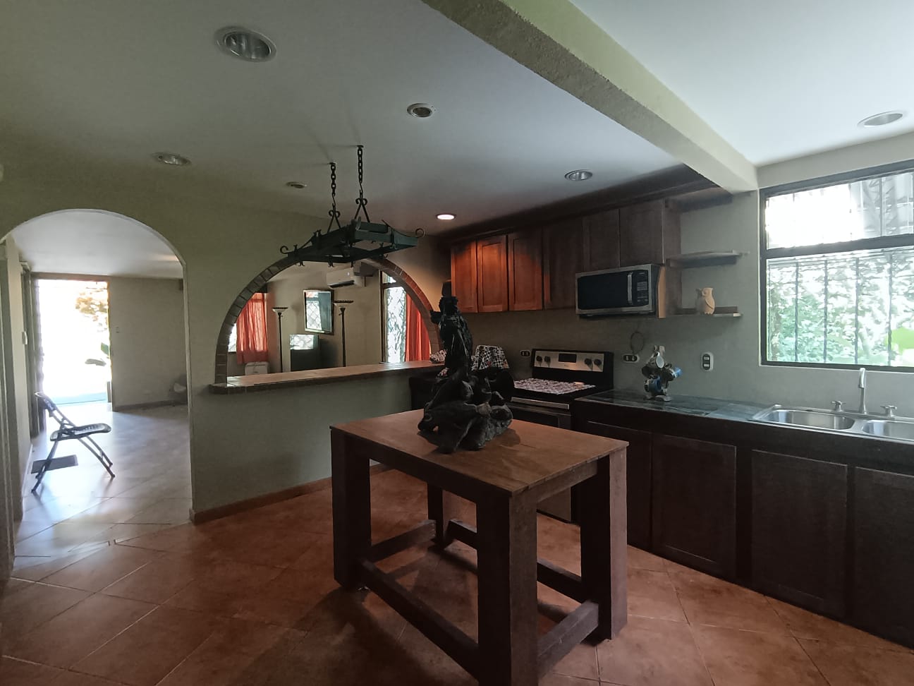 Beautiful Home 2BD 1BA in a 19424.9 m2 (4.8 Acre) Lot w/ Private Spring  photo 9