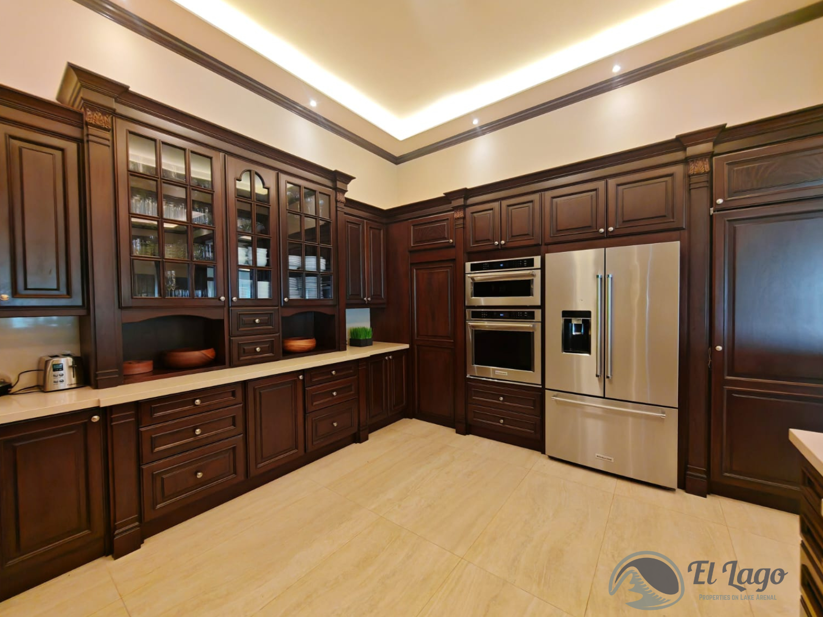 Luxury Estate w/ 8 BD, 9 BA, Private Forest, and Development Potential photo 32