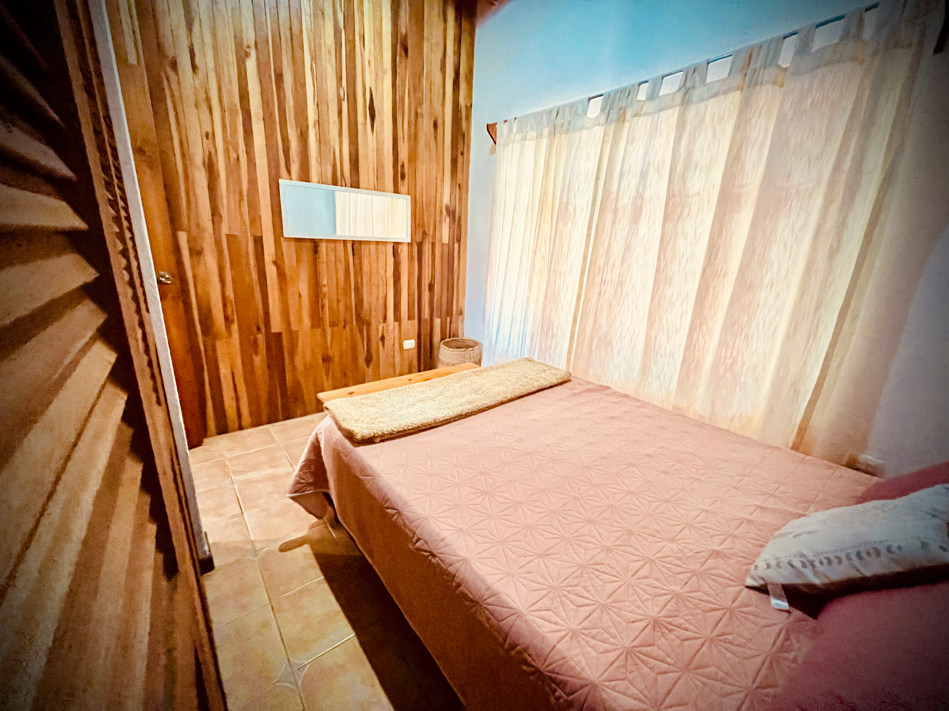 Cozy, 2BD/1BA House walking Distance to Downtown Nuevo Arenal photo 13