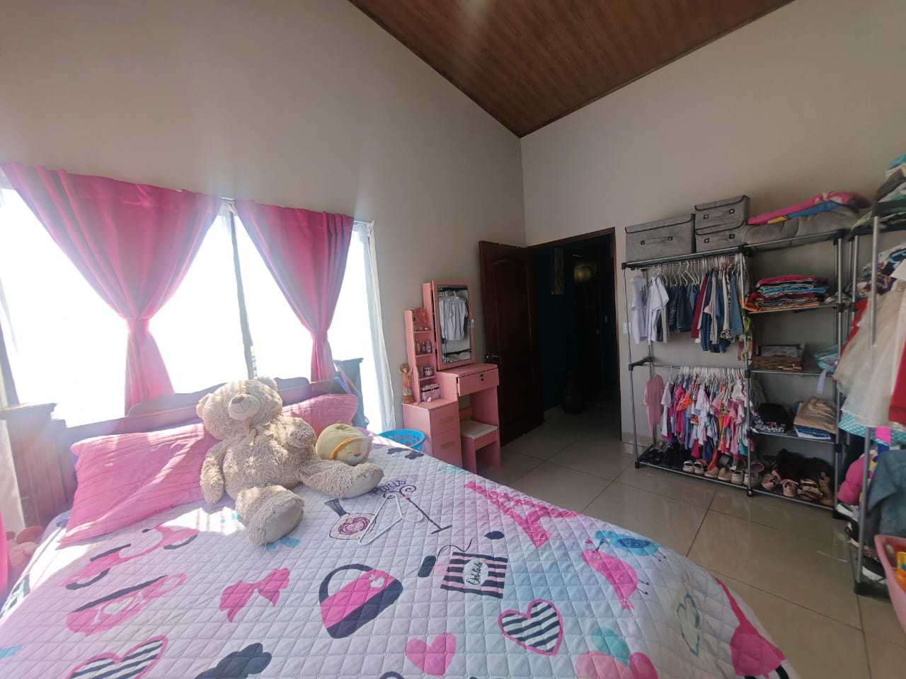  Beautiful Home 5BA 4BA and Two Casitas w/ Views of Lake Arenal & the Volcano photo 16