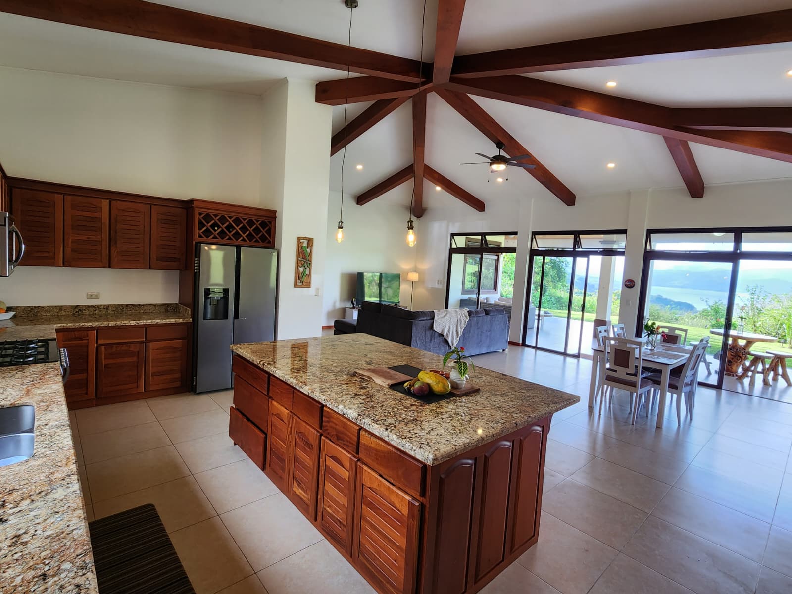 Beautiful Furnished Home 2BD 2.5 BA w/ Lake View in Nuevo Arenal photo 14