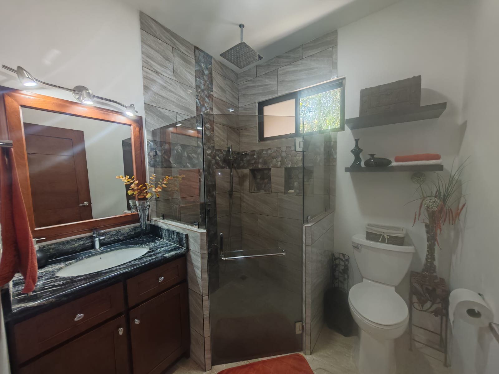 Lovely Home 4 Bedroom 2 Bathroom + Office In Bello Horizonte Tilarán photo 17