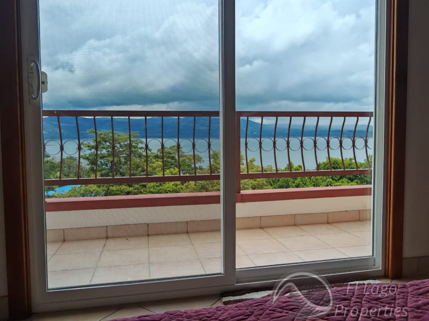 Luxurious Home 4 BD 4 BA With Amazing Lake Views In Nuevo Arenal  photo 25