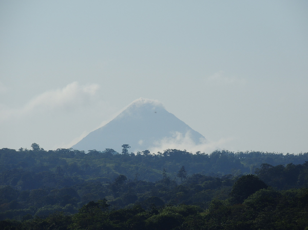 Beautiful 2BD, 2.5 BA Home in Gated Community with Lake and Volcano View  photo 18