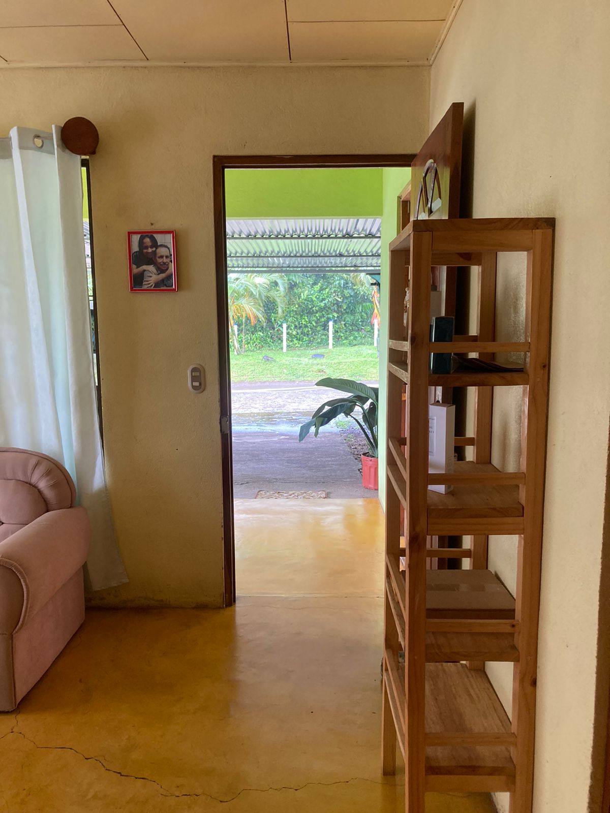 Lovely, 3 BD, 1 BA Home on a 680 m2 (0,16 Acres) lot in Nuevo Arenal  photo 6