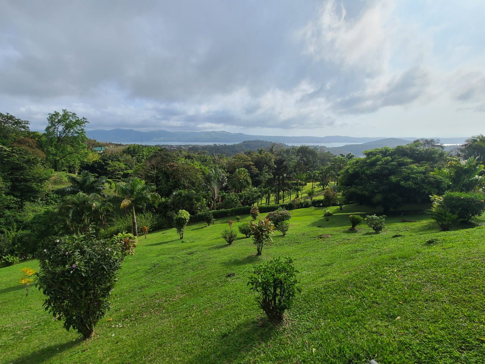 Lake View Home 2BD 2BA + Office + Gym in San Antonio, Nuevo Arenal photo 24