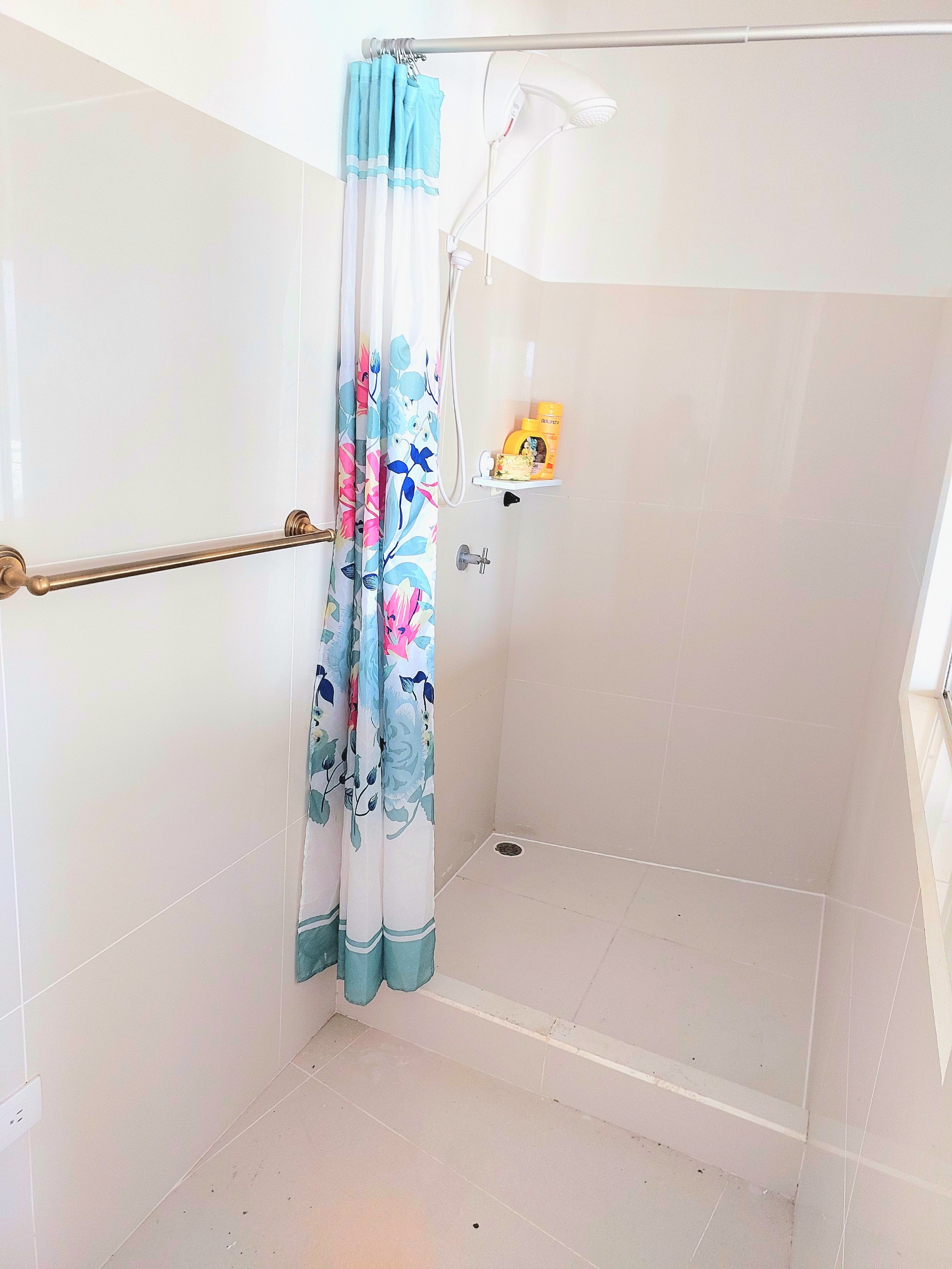 Luxury 7.41 Acre Estate 13 BD 10 BA w/ beautiful views of Lake Arenal & the Volcano  photo 39