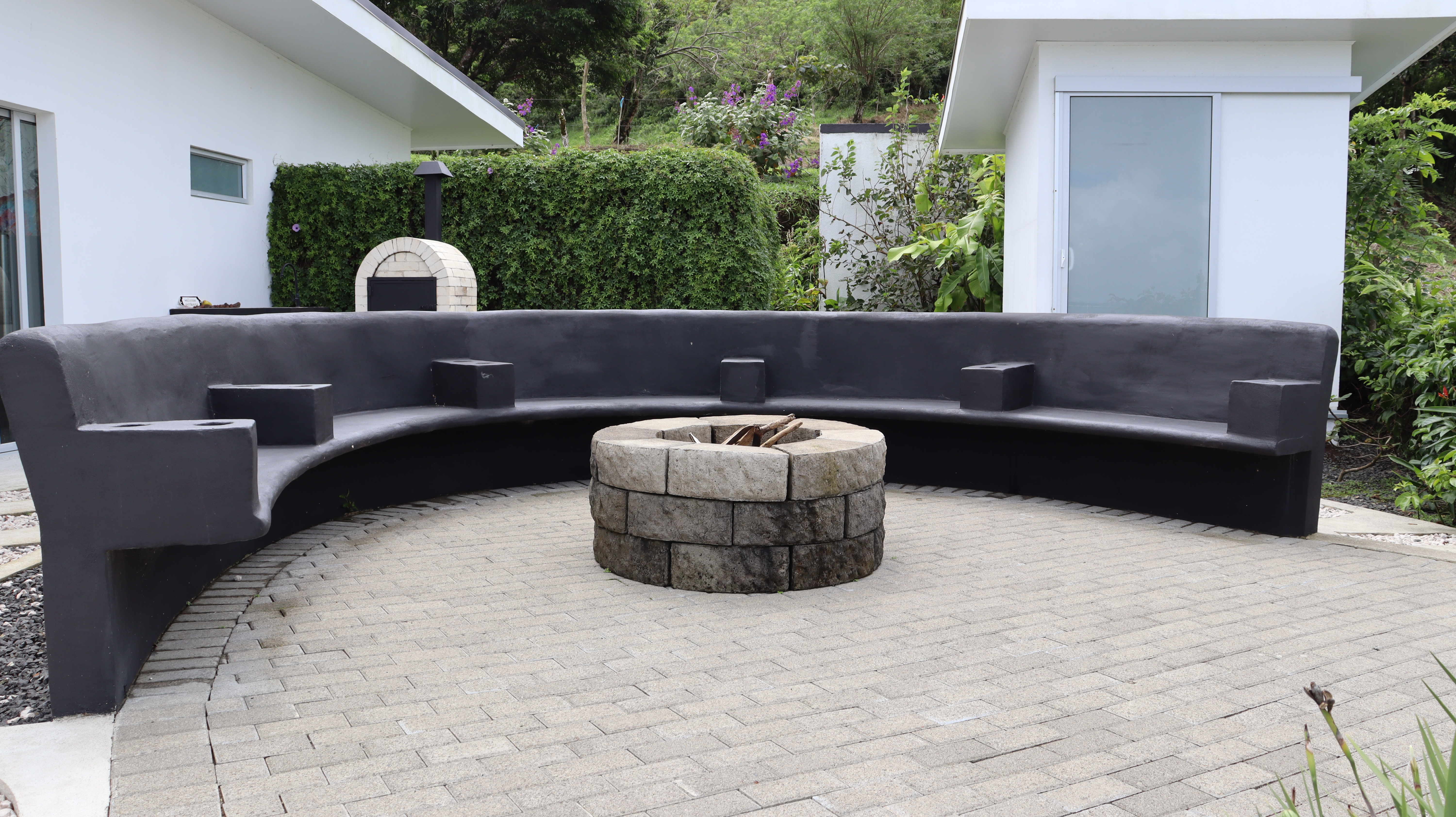 Luxurious Residential Complex with Income Potential in Tronadora photo 24