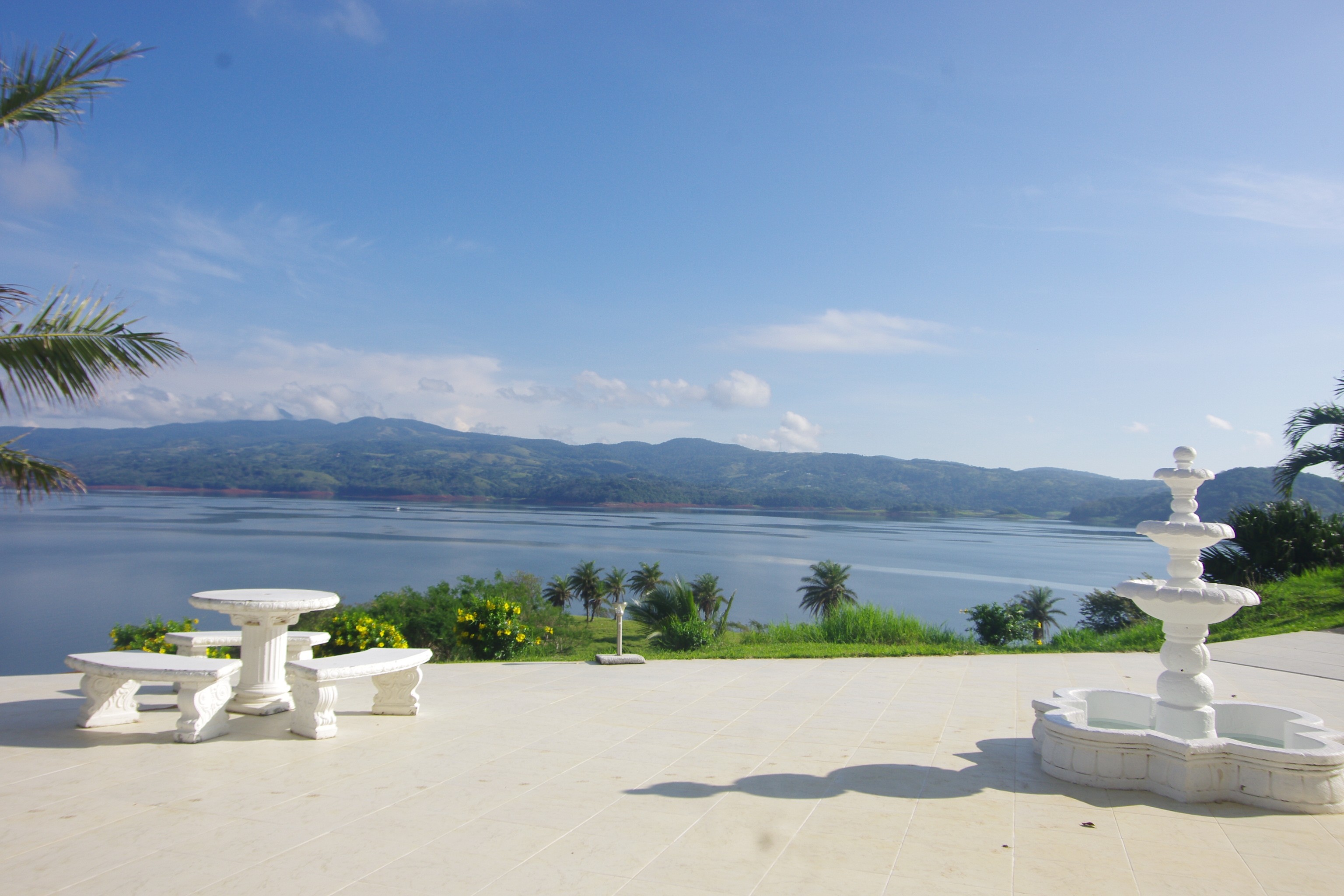 Luxury 7.41 Acre Estate 13 BD 10 BA w/ beautiful views of Lake Arenal & the Volcano  photo 53