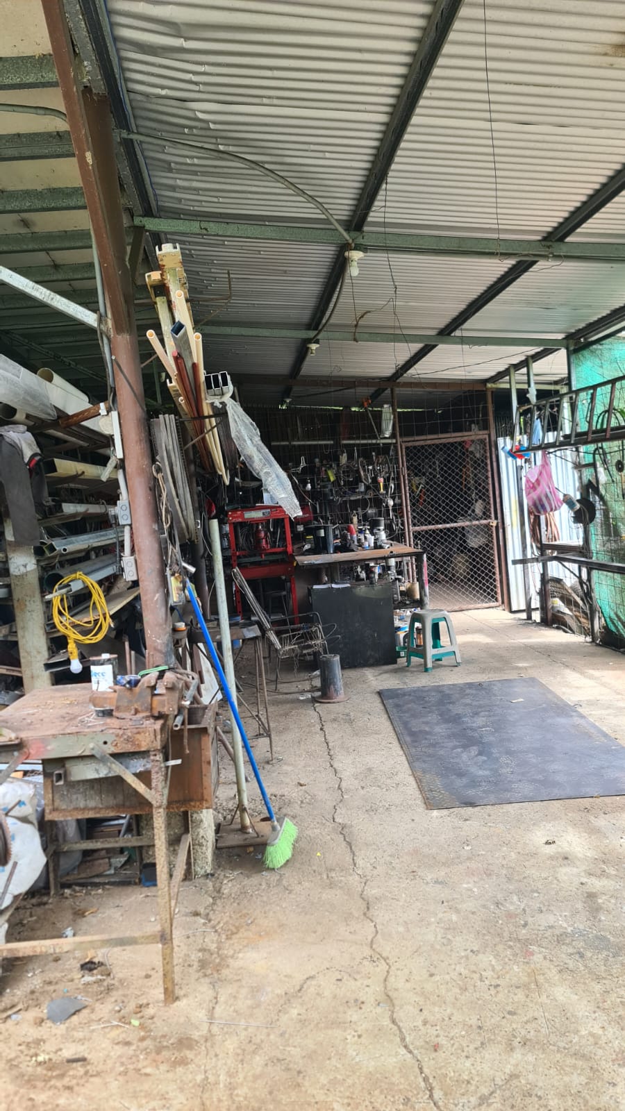 Modest, 4 Bedroom 2 Bathroom house Lake View in Nuevo Arenal photo 8