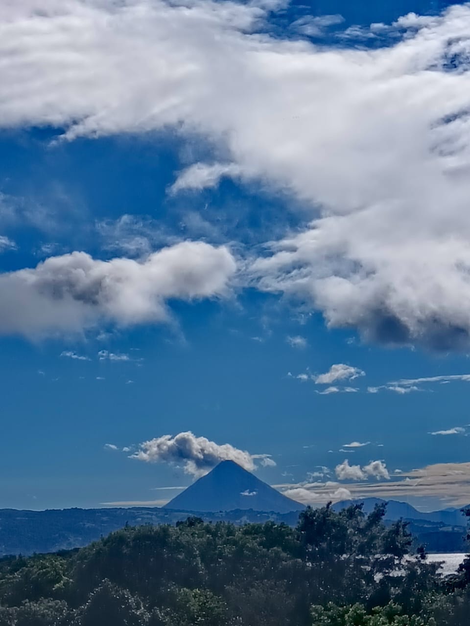  Beautiful Home 5BA 4BA and Two Casitas w/ Views of Lake Arenal & the Volcano photo 55