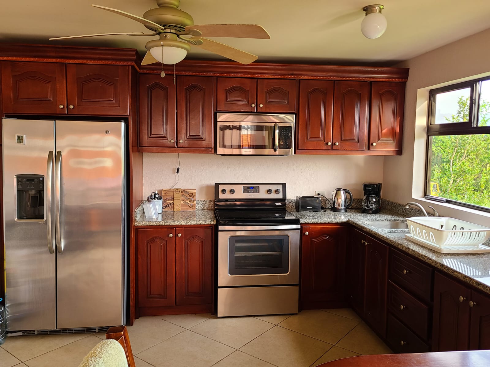 Spacious Two-Story House 3BD 2BA with Lake Arenal Views in Nuevo Arenal photo 8