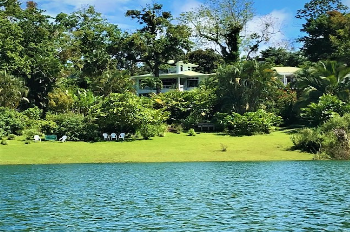 Villa Corazón: Luxury 4BD, 3.5BA Home + 3BD, 3.5BA GuestHouse w/ LAKE ACCESS photo 42