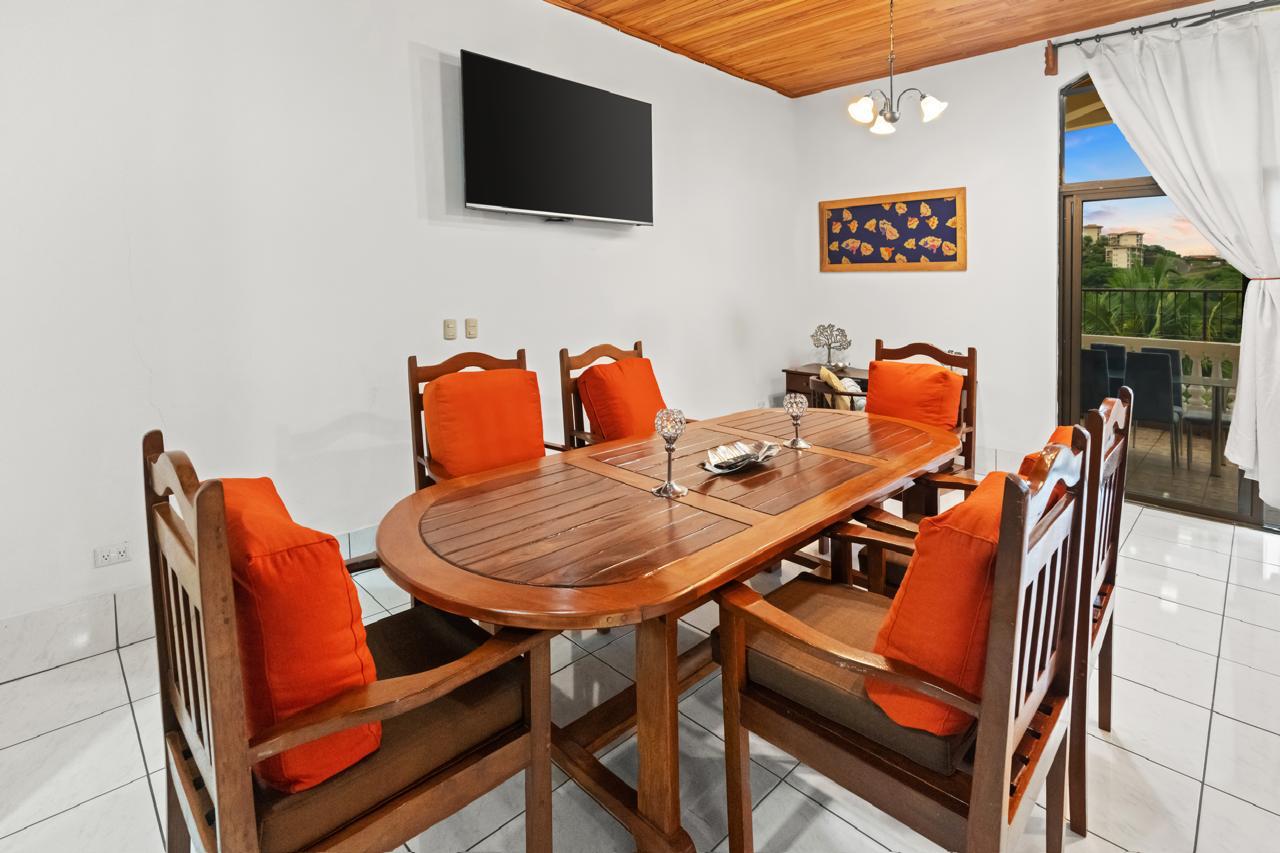 Luxury 19-Bedroom Property with Pools, Gardens & Stunning Ocean Views  photo 14