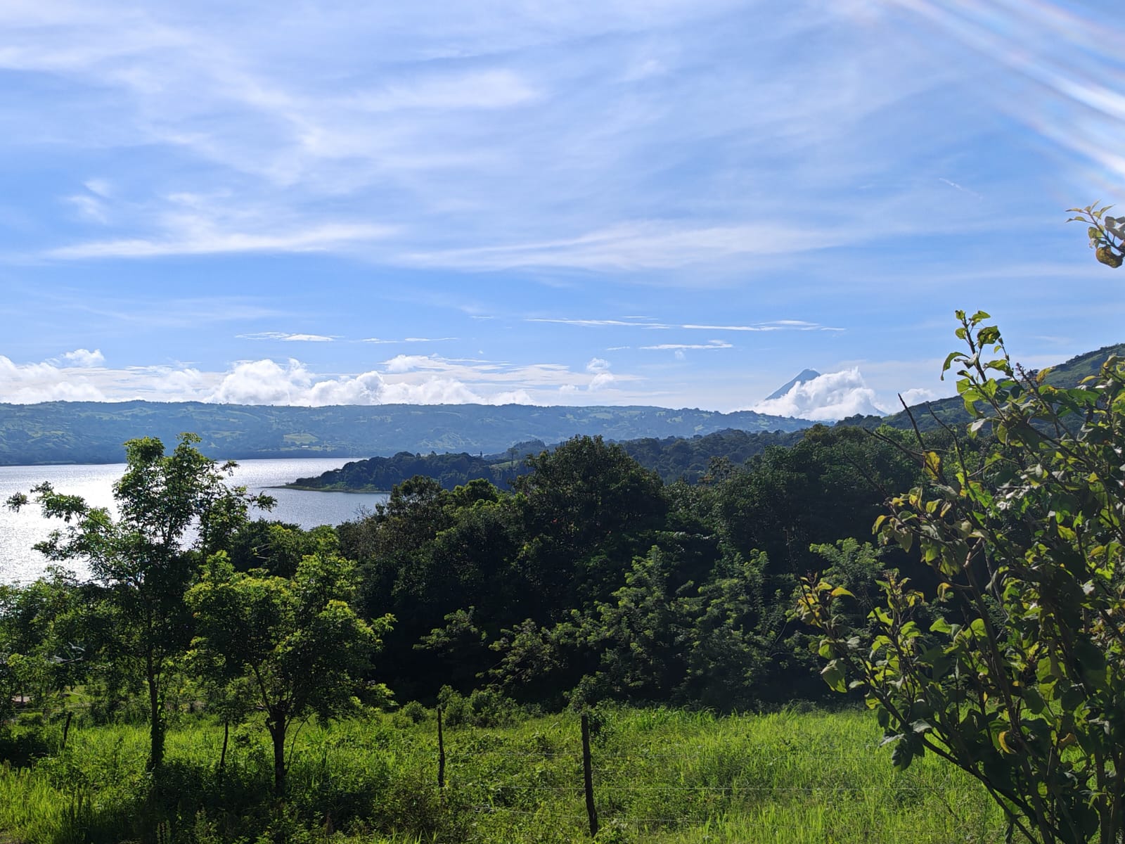 Beautiful 5,058 m² (1.25-Acre) Lot w/ Lake & Volcano View In Tronadora photo 11