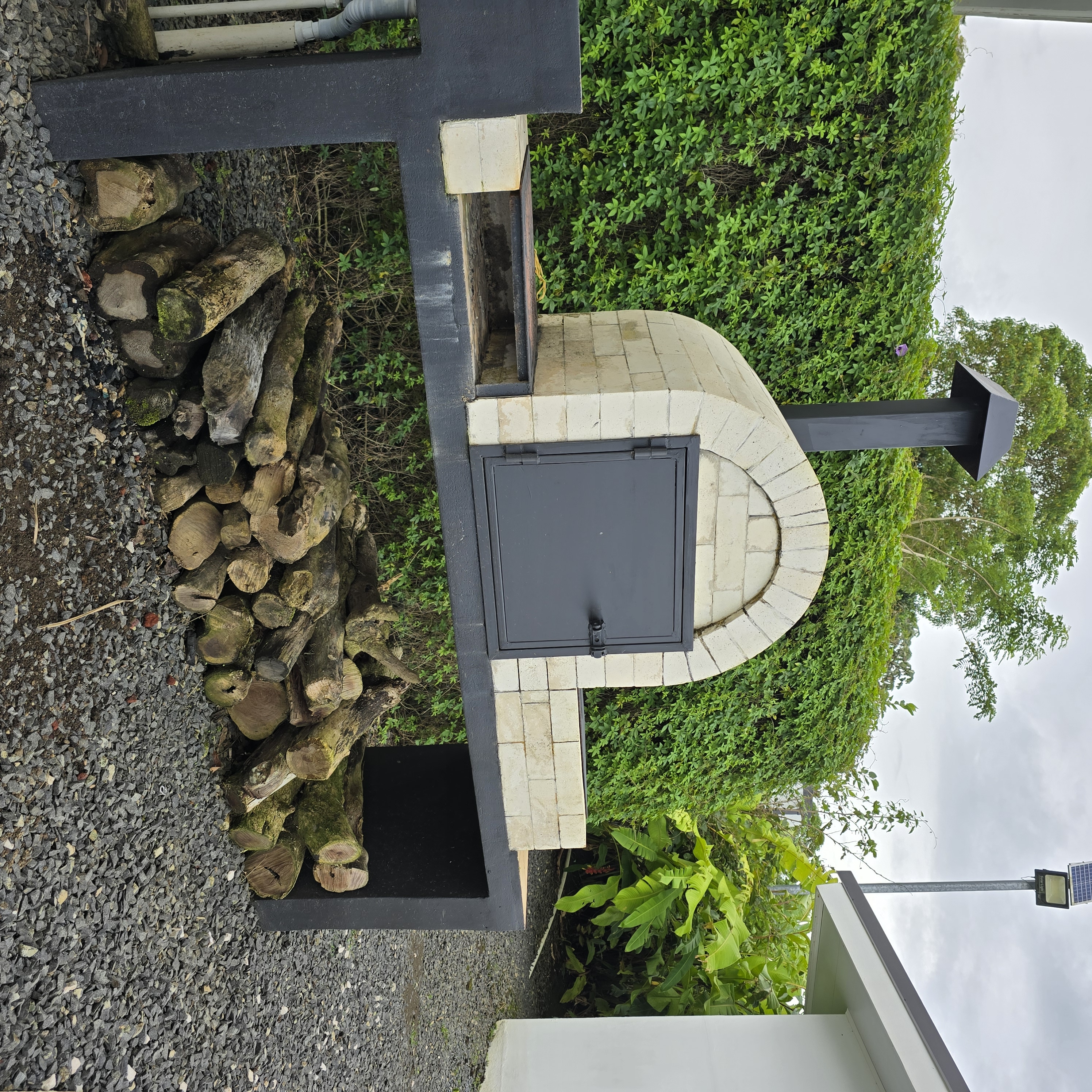 Luxurious Residential Complex with Income Potential in Tronadora photo 23