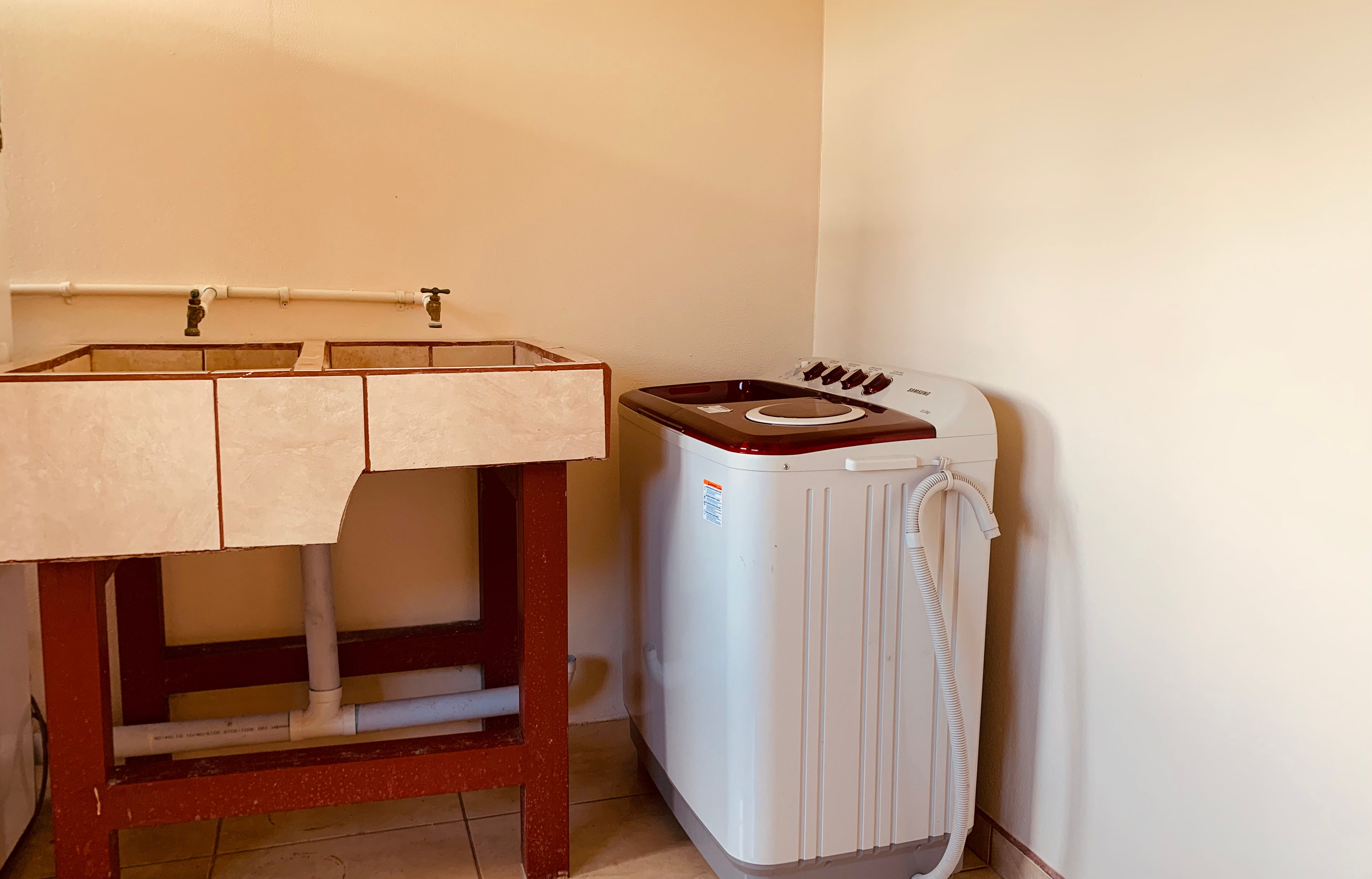 Cozy, 2BD/1BA House walking Distance to Downtown Nuevo Arenal photo 7