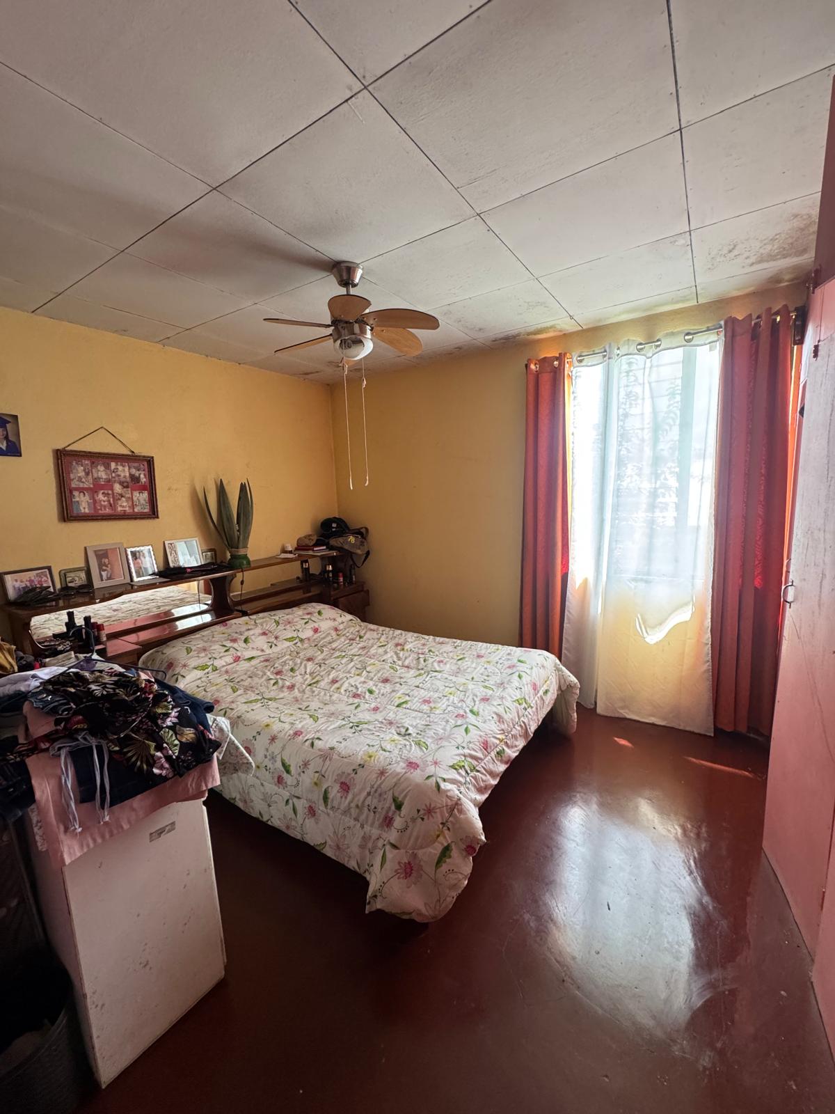 Spacious Home with Lake View and Guest Apartment in Nuevo Arenal photo 12