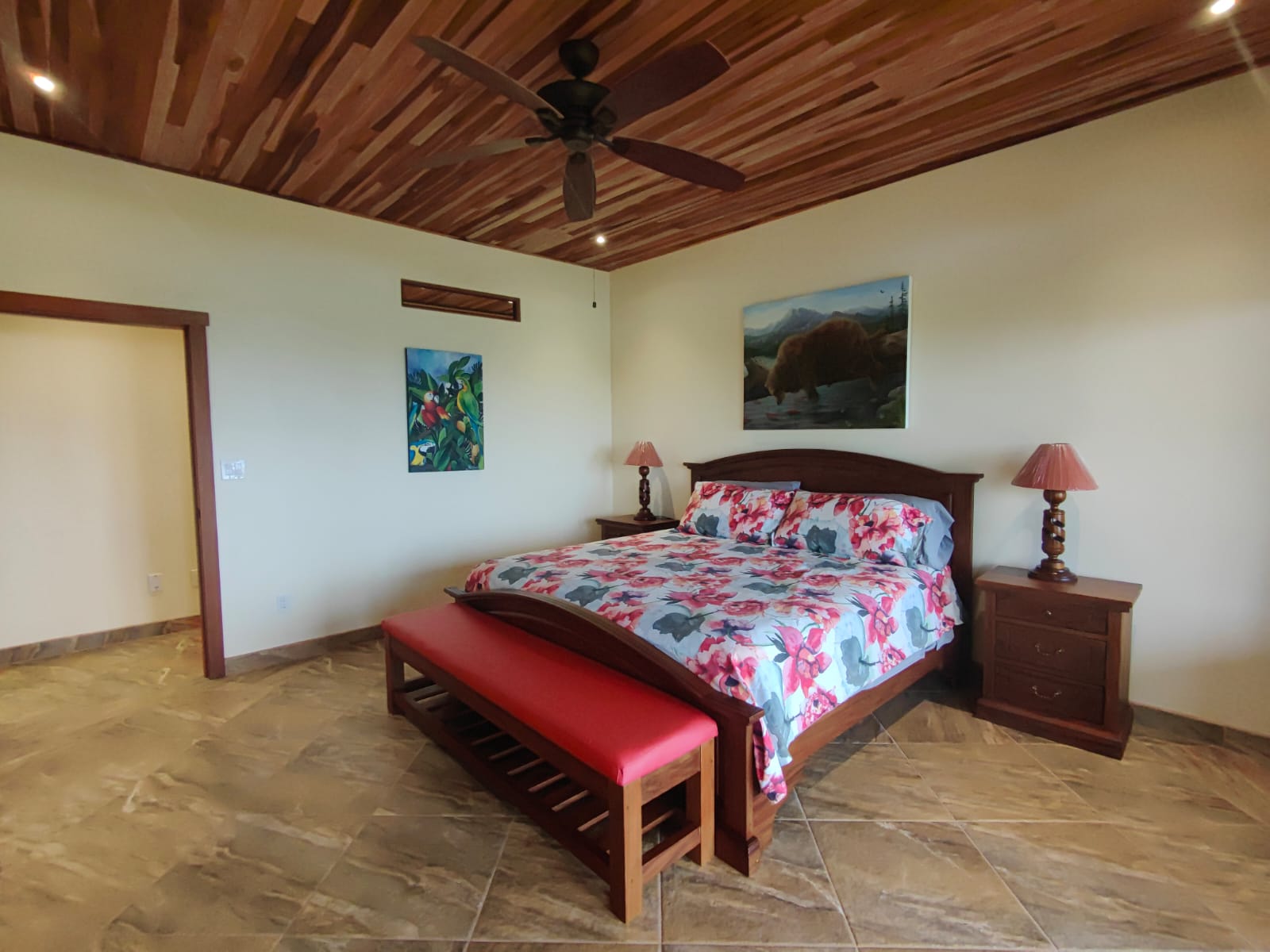 Luxury, Lake & Volcano View, 2BD/3BA Home in Gated Commuinty+1BD/1BA Apt photo 17