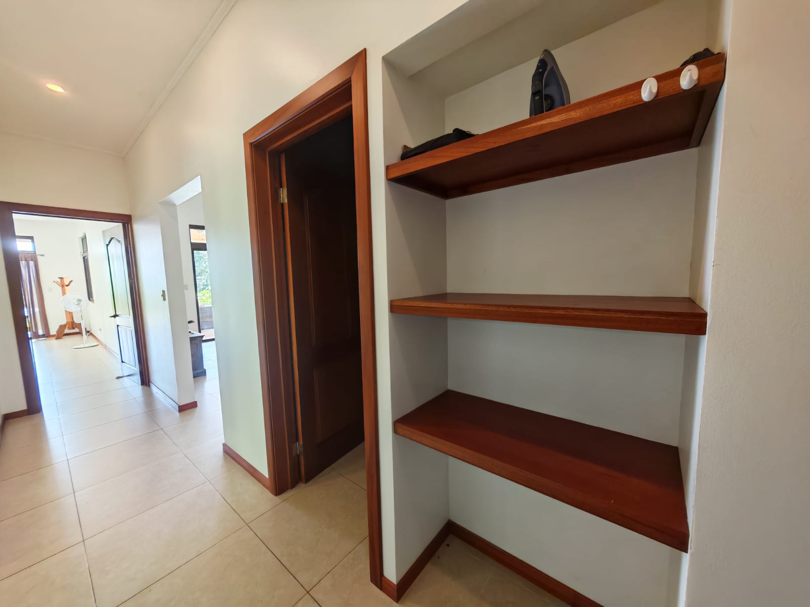 Beautiful Furnished Home 2BD 2.5 BA w/ Lake View in Nuevo Arenal photo 15