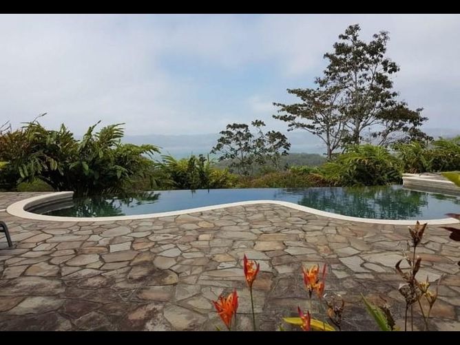 Stunning 374 m² 3BD 3BA Home with Expansive Lake and Volcano Views photo 37