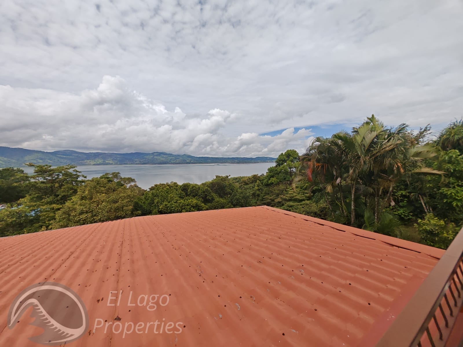 Luxurious Home 4 BD 4 BA With Amazing Lake Views In Nuevo Arenal  photo 38