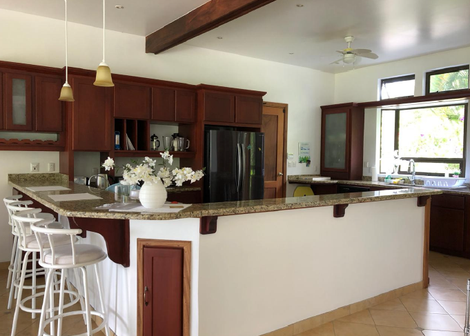 Villa Corazón: Luxury 4BD, 3.5BA Home + 3BD, 3.5BA GuestHouse w/ LAKE ACCESS photo 31