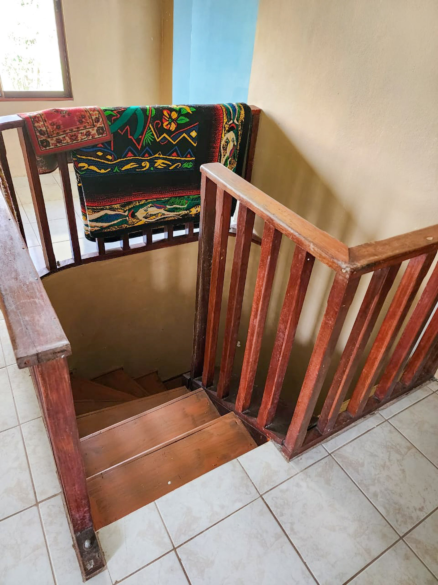 Lake view Residence 6 BD/5BA with Commercial Opportunity photo 8