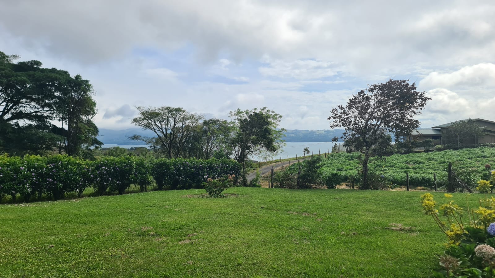 Furnished 3 BR, 2 BA Lake View Home w/ Utilities in Gated Community photo 16