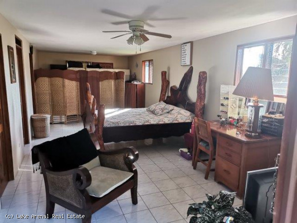 Luxury Manor with Far-reaching Lake Views In Nuevo Arenal photo 22