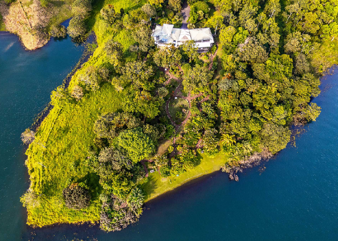 Villa Corazón: Luxury 4BD, 3.5BA Home + 3BD, 3.5BA GuestHouse w/ LAKE ACCESS photo 46